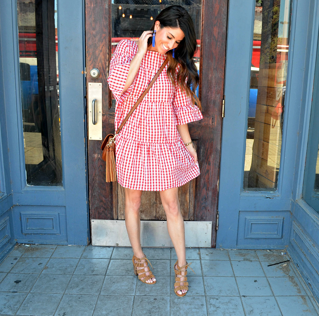 4th of july outfit gingham dress brown sandals 